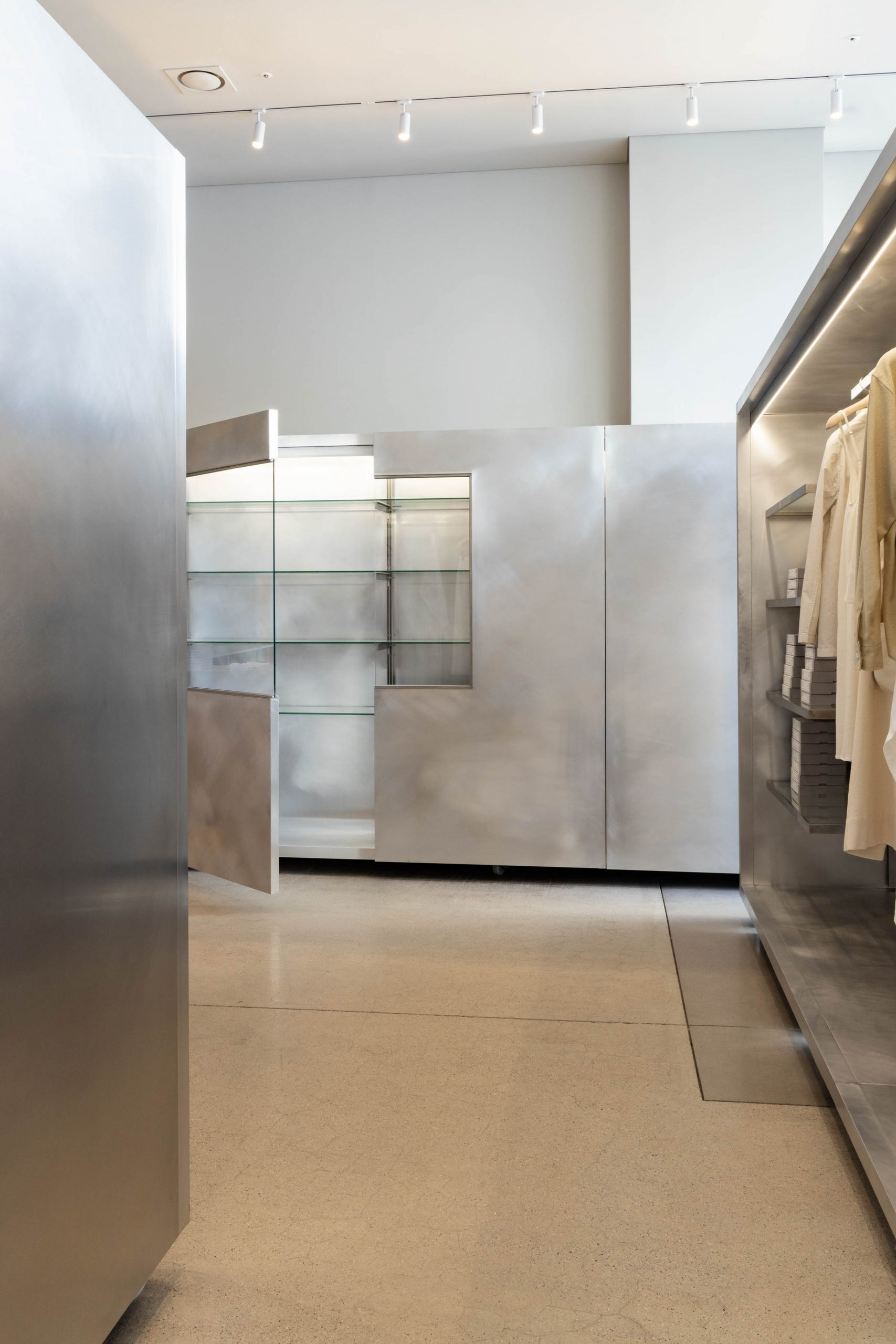 005. Monoha / Shop - 40