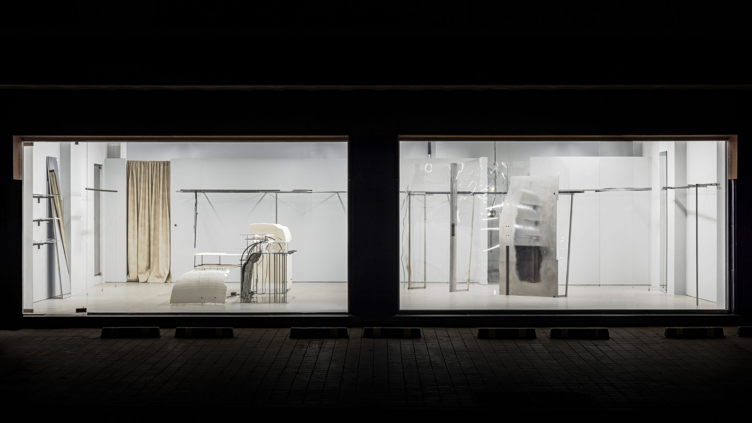 020. Rhyker shop - 1